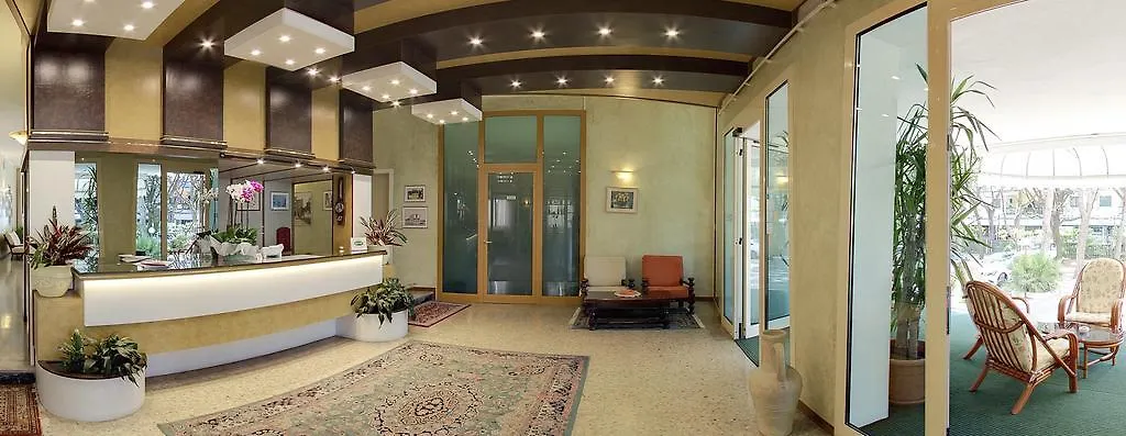 Hotel Janeiro Frontemare Jesolo 3*,