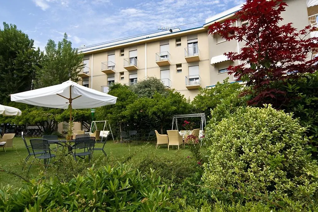 Hotel Janeiro Frontemare Jesolo Italie