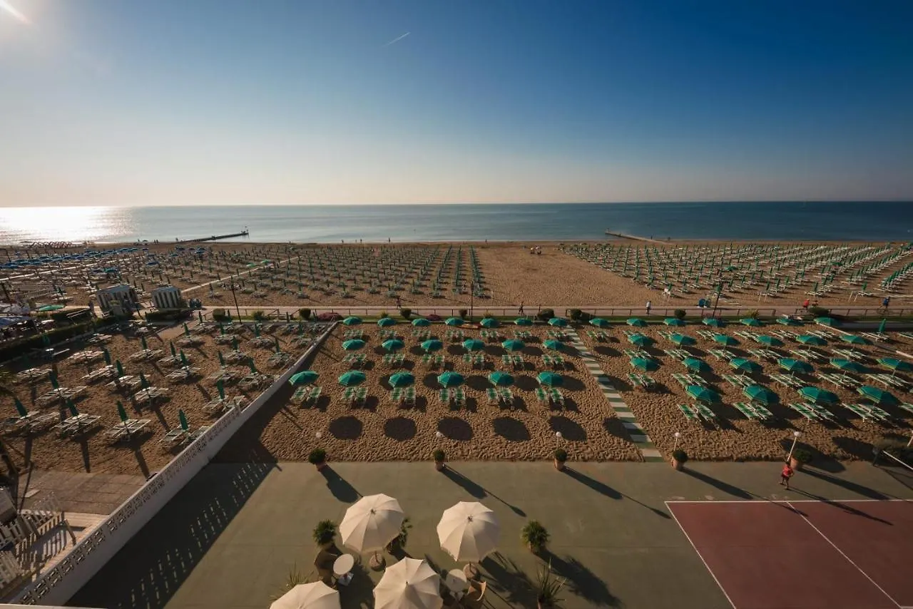 Hotel Janeiro Frontemare Jesolo