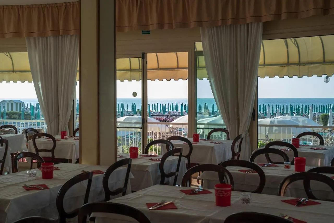 ***  Hotel Janeiro Frontemare Jesolo Italie
